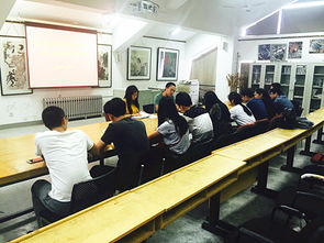 造型藝術(shù)學(xué)院組織開展畢業(yè)生黨員組織關(guān)系轉(zhuǎn)移專題教育會(huì)議暨文化藝術(shù)交流活動(dòng)